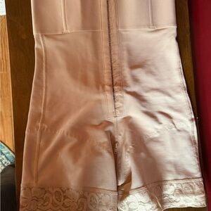Women's Cream Shapewear - Brand New w/o tags. Never been worn. Perfect condition